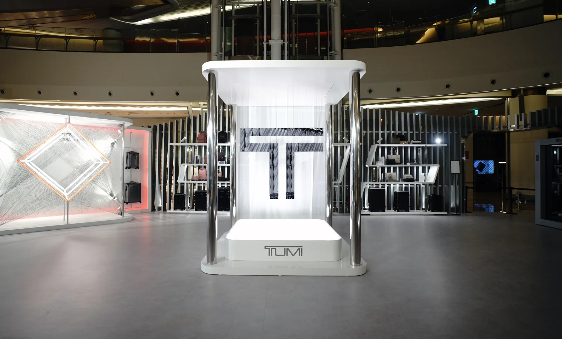 Tumi Korea — perceptual sculpture by Michael Murphy