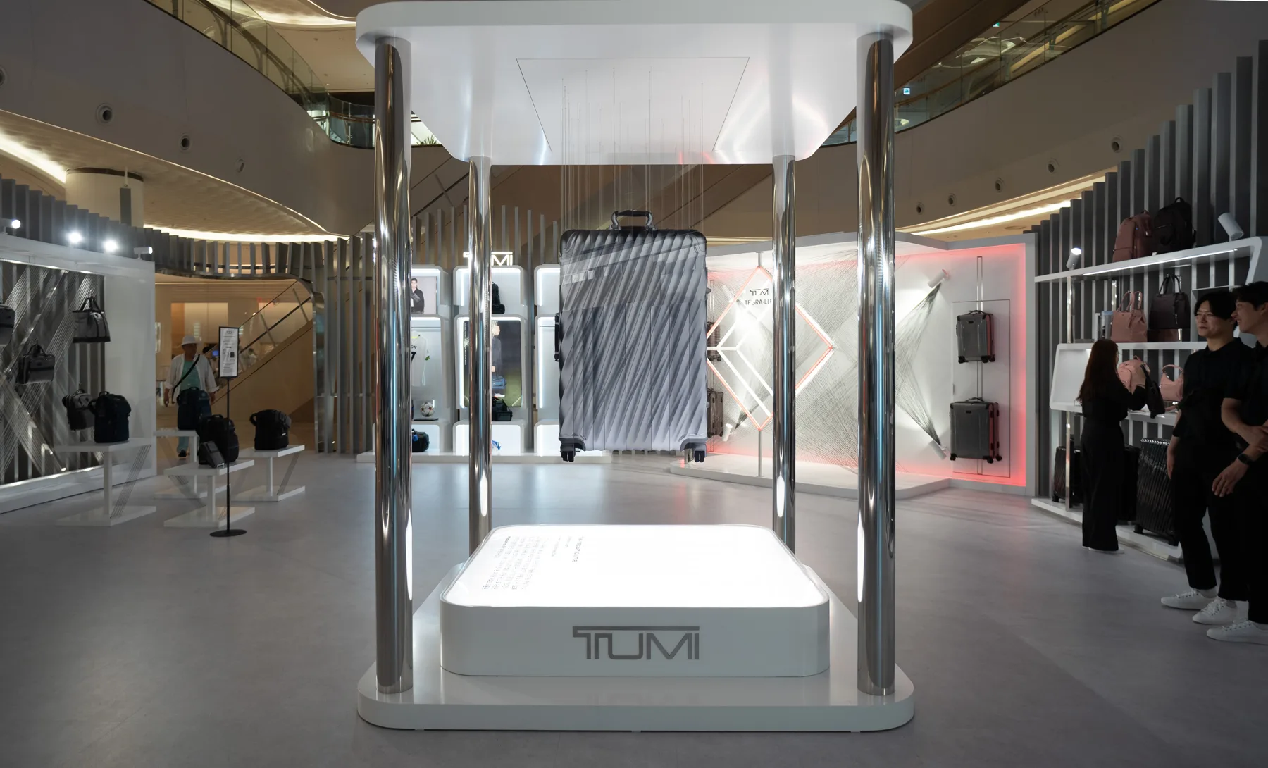 Tumi Korea — perceptual sculpture by Michael Murphy